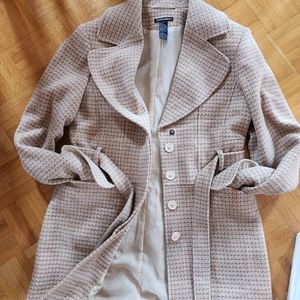 Belted coat with plaid' pattern